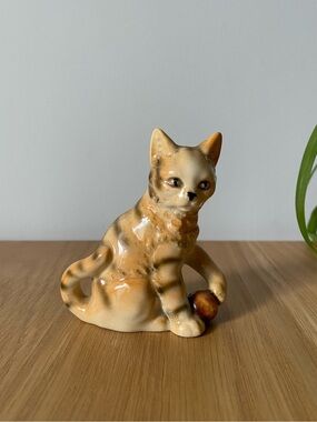 Vintage Mid-Century Orange Tabby Cat Single Porcelain Salt & Pepper Shaker
